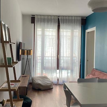 Bocconi 1 Bdr With Style Apartment Milan Luaran gambar