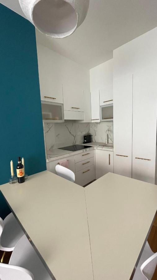Bocconi 1 Bdr With Style Apartment Milan Luaran gambar
